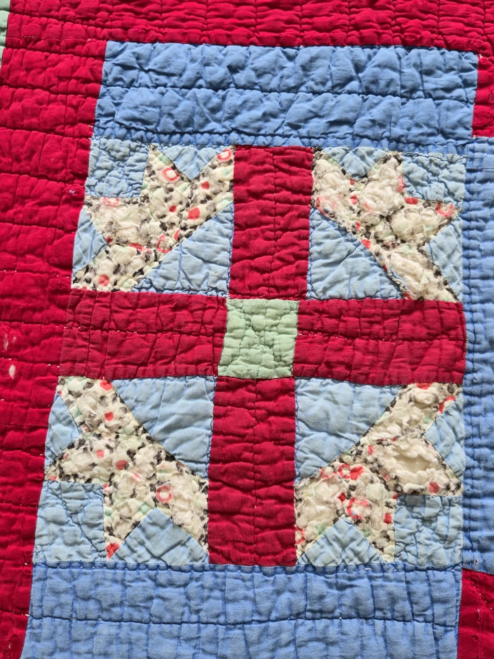 Vintage 1930s-40s Feedsack Churn Dash Cutter Quilt